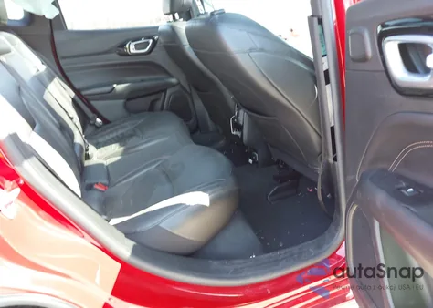 2022 Jeep Compass (Red) Edition 4X4 z USA, uszkodzony, nr VIN 3C4NJDCB5NT209123